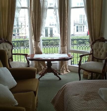 Alston House Hotel Brighton Room photo