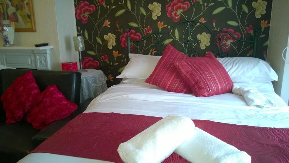 Alston House Hotel Brighton Room photo
